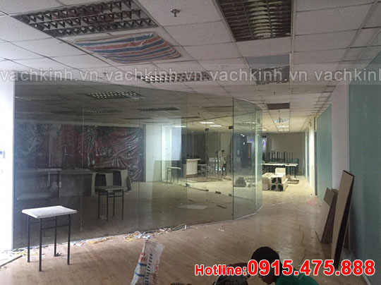 Vách kính nội thất tại Cự Khối | vach kinh noi that tai Cu Khoi